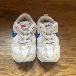 Nike toddler shoes, size 7